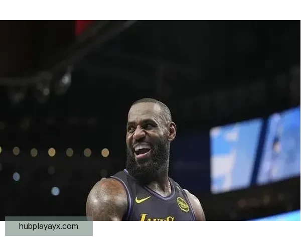 詹姆斯缔造两大历史第一 亚历山大成为近40年首位新纪录保持者